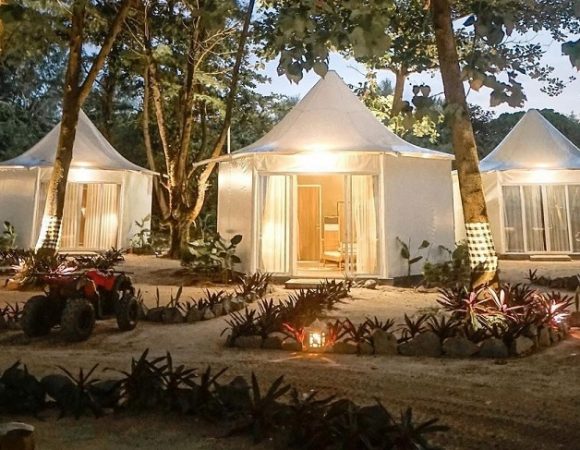 Asha Beach Club, Glamping di Pulau Payung