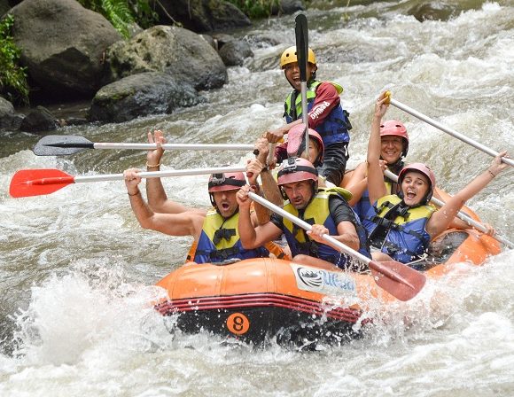 Mengarung Sungai Ayung, Membelah Ubud