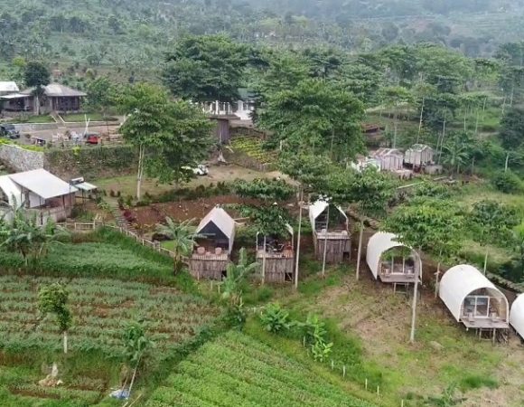 Ciremailand, Sensasi Glamping Kaki Ciremai