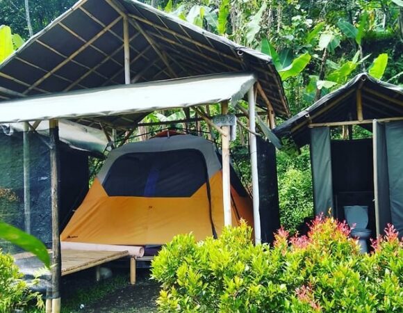 Herman Lantang Camp Glamping Keluarga