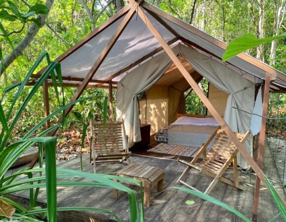 Camp Tarimbang Glamping Para Peselancar