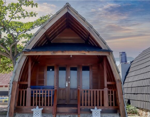 Grand Anyer Palazo Glamping Pod di Anyer