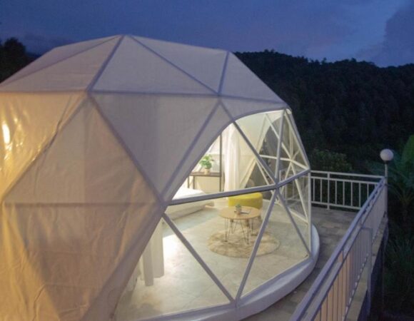 Moondock Lux Camp Glamping di Desa Munduk