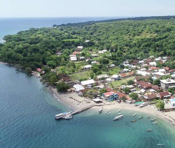 Pulau Moyo Didamba Selebriti Dunia