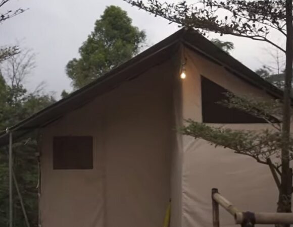 Warung Pinus Glamping dan Kuliner di Subang