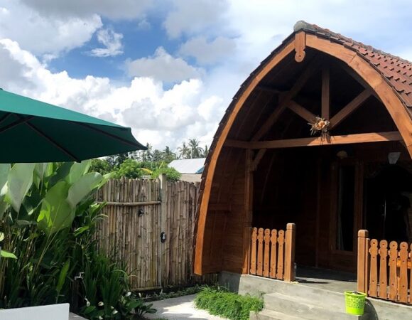 Kubu Selat Villa Glamping Kolam Pribadi