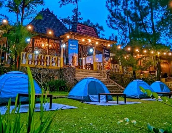 Camping di Villa Rosomulyo Sentul  