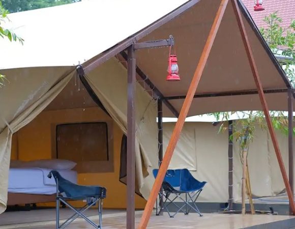 DRiam Glamping Ciwidey Berhias Taman Bermain