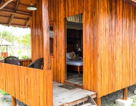 TRC Bintan Resort Glamping Kabin Hutan Bakau