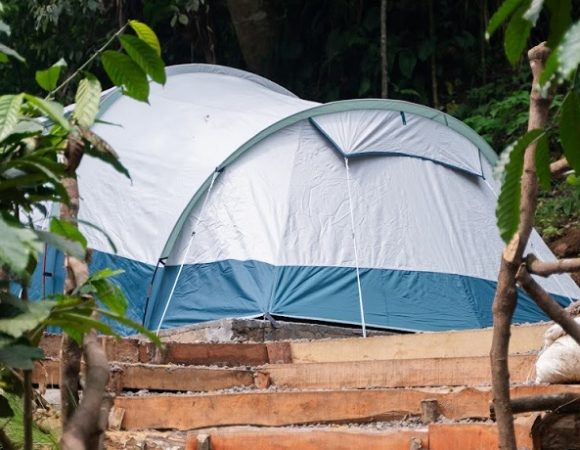 Levi Camp Glamping Rasa Camping di Hutan Cisarua