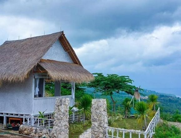 Ocean Glamping Nusa Penida di Atas Tebing